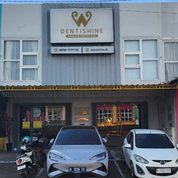 Area parkir Dentishine